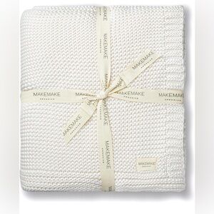 MAKEMAKE Organics Throw Blanket NWT